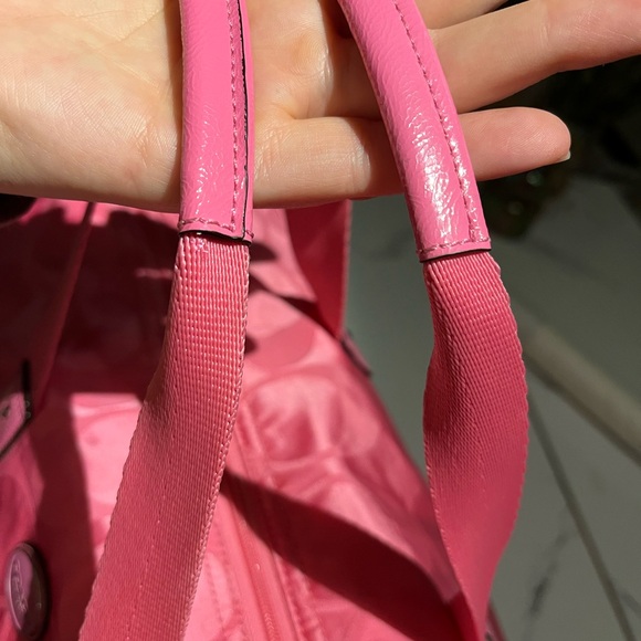 Coach Getaway Pink Signature Nylon Duffle Bag F77469 w/ Strap & Hangtag - Picture 6 of 10